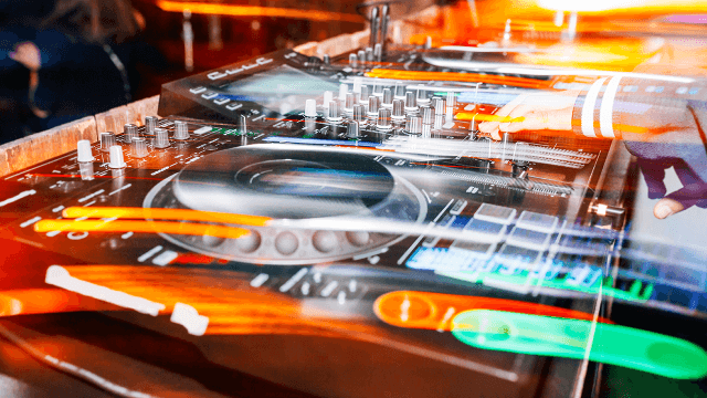 Bild_zu_Feiern_mit_DJ_in_Hessen_3